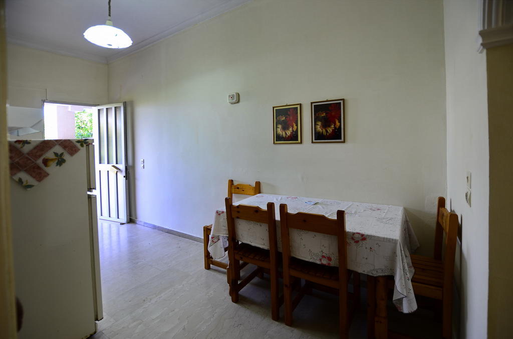 Villa Rebecca Agios Gordios  Exterior photo